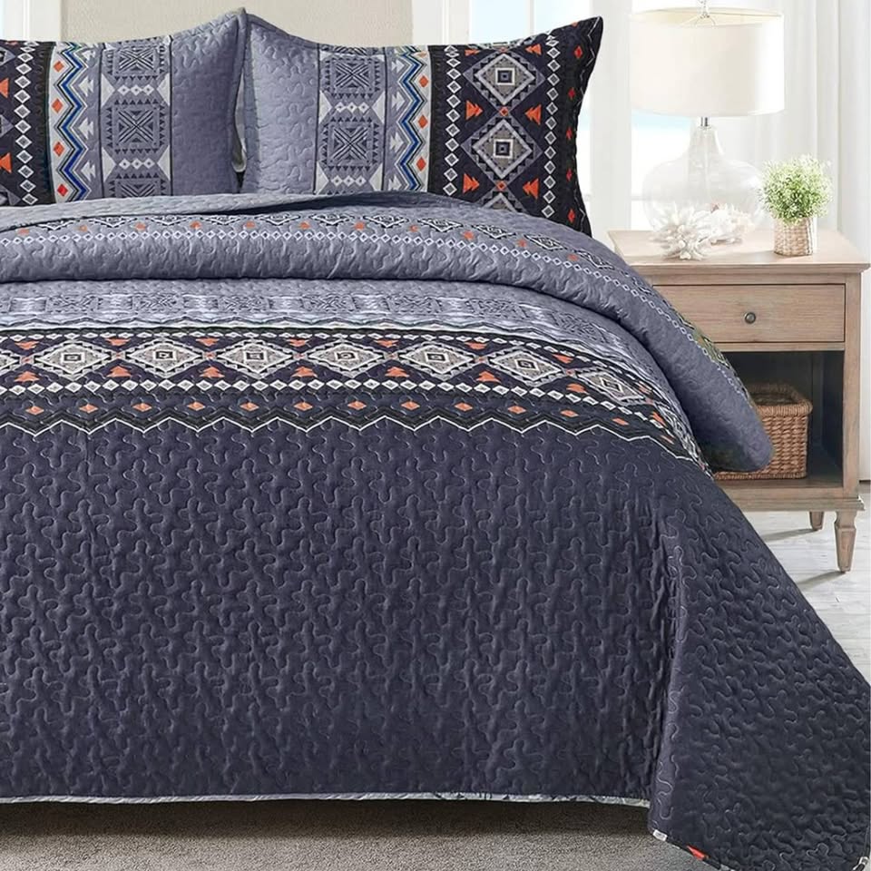 3-Piece Reversible Boho Aztec Navy Blue Quilt Set
