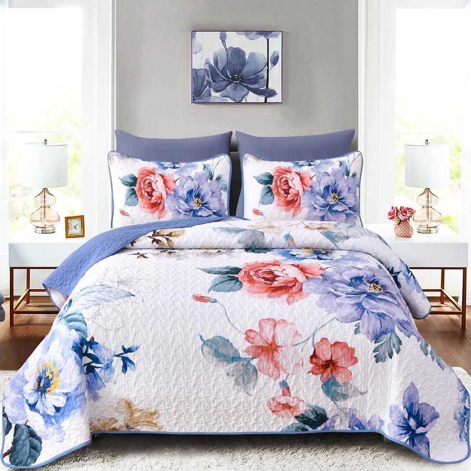 3-Piece Reversible Botanical Blue & Orange Floral Quilt Set