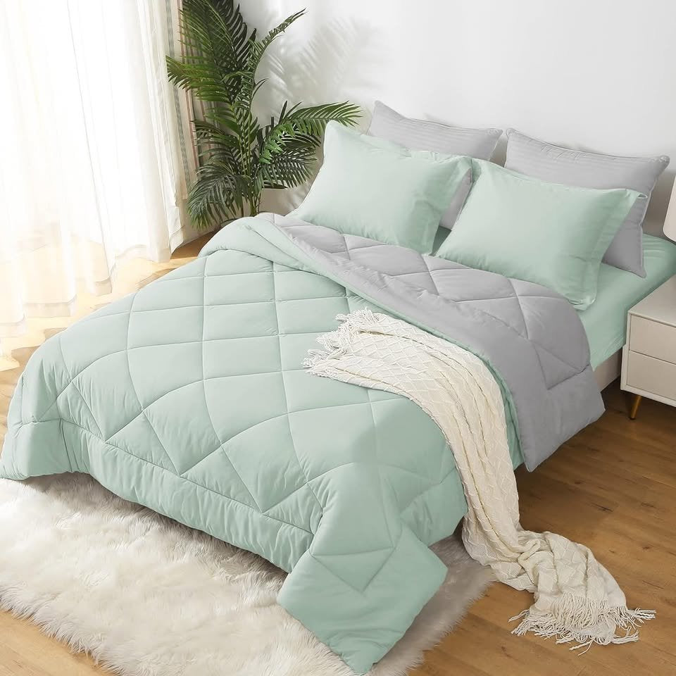 Light Green & Grey 3 Piece Comforter Set