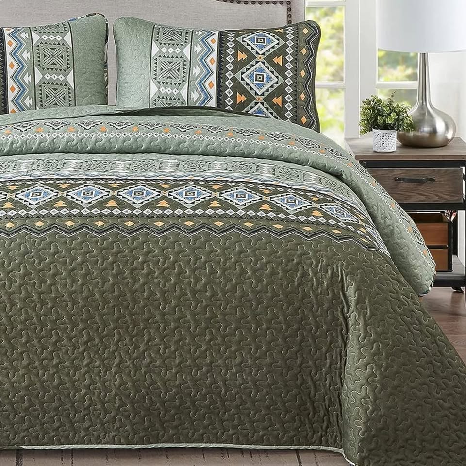 3-Piece Reversible Boho Aztec Olive Green Quilt Set