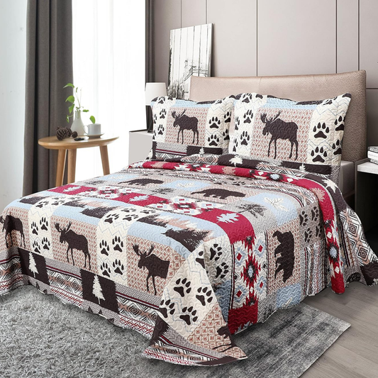 3-Piece Cabin Moose & Bear Paws Quilt Set