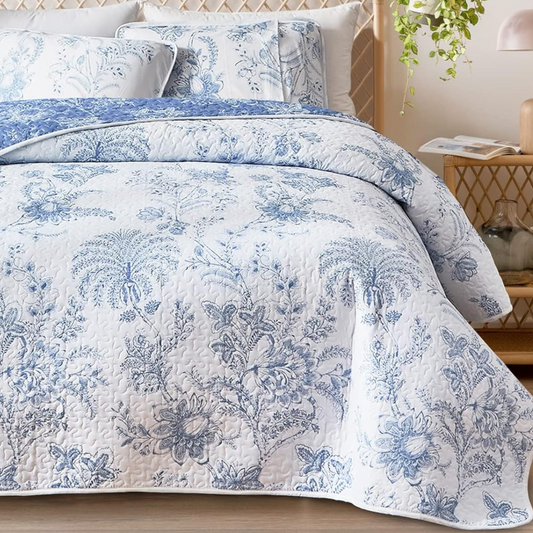 3-Piece Reversible Botanical Blue & White Floral Quilt Set