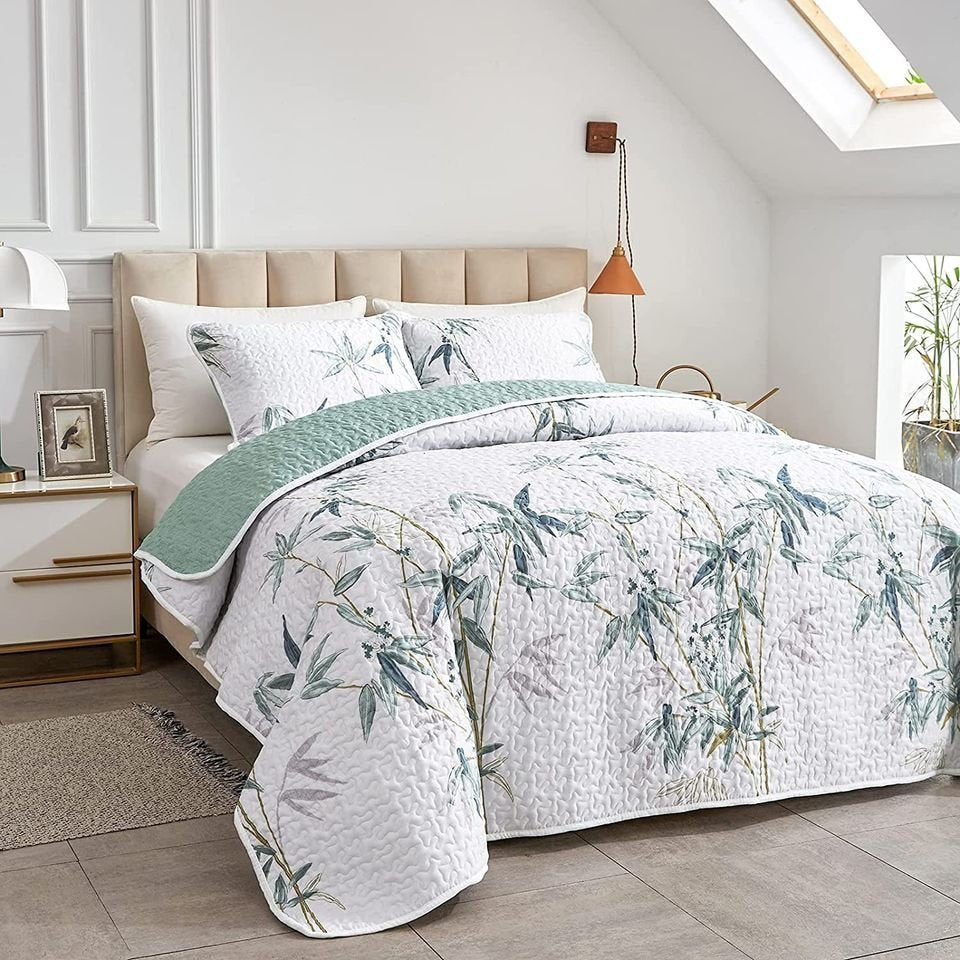 3-Piece Reversible Botanical Green Leaves Quilt Set