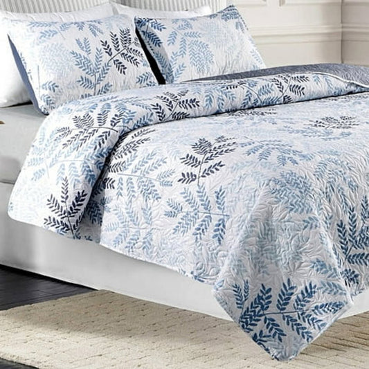 3-Piece Reversible Blue Leaves Quilt Set
