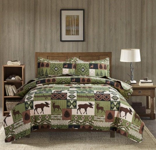 3-Piece Reversible Lodge Moose Quilt Set