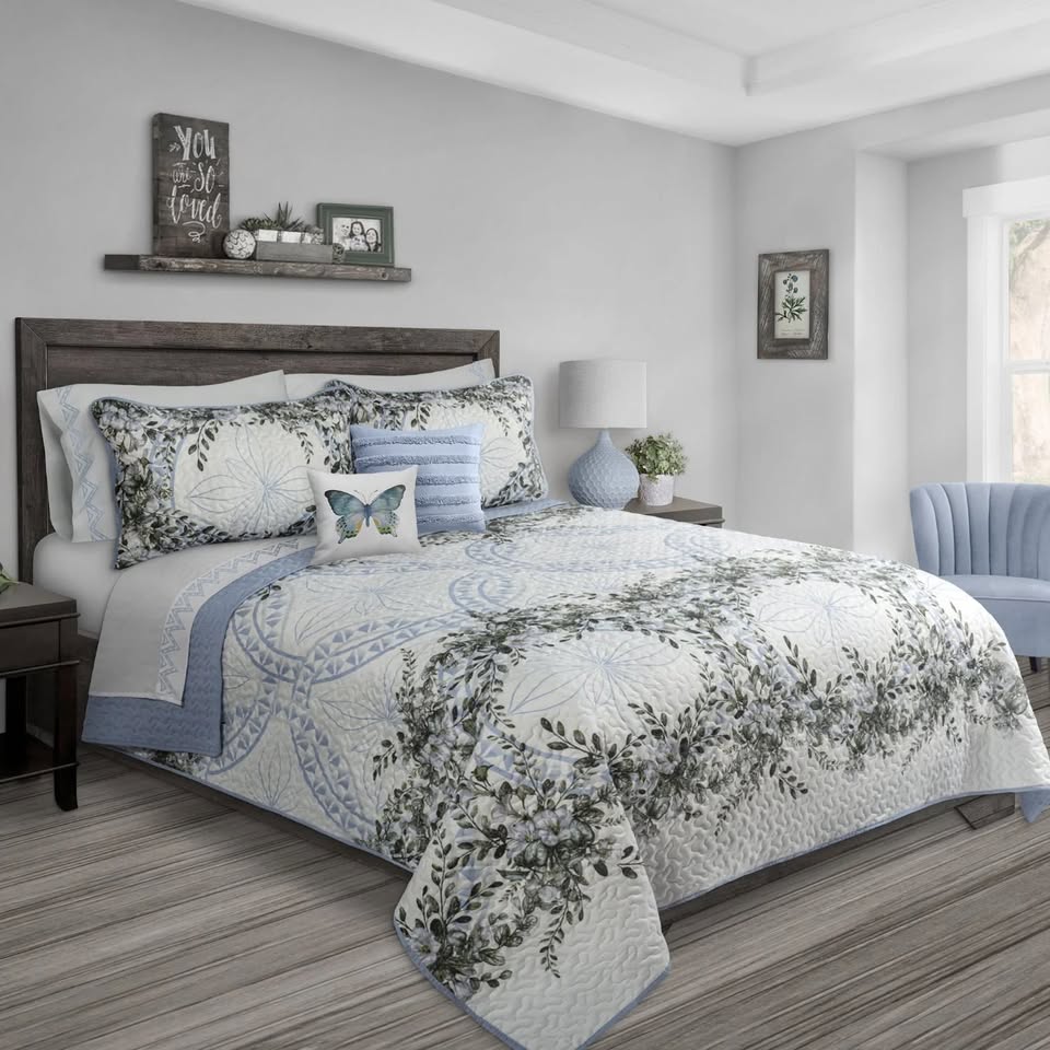 3-Piece Oasis Blue Reversible Quilt
