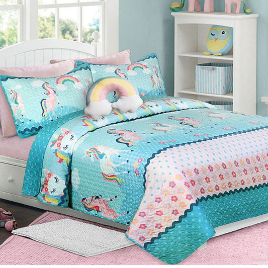 3-Piece Reversible Rainbows & Unicorns Quilt Set