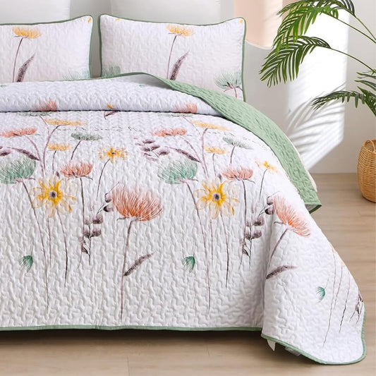 3-Piece Sage Green Floral "A Sweet Dream" Quilt Set